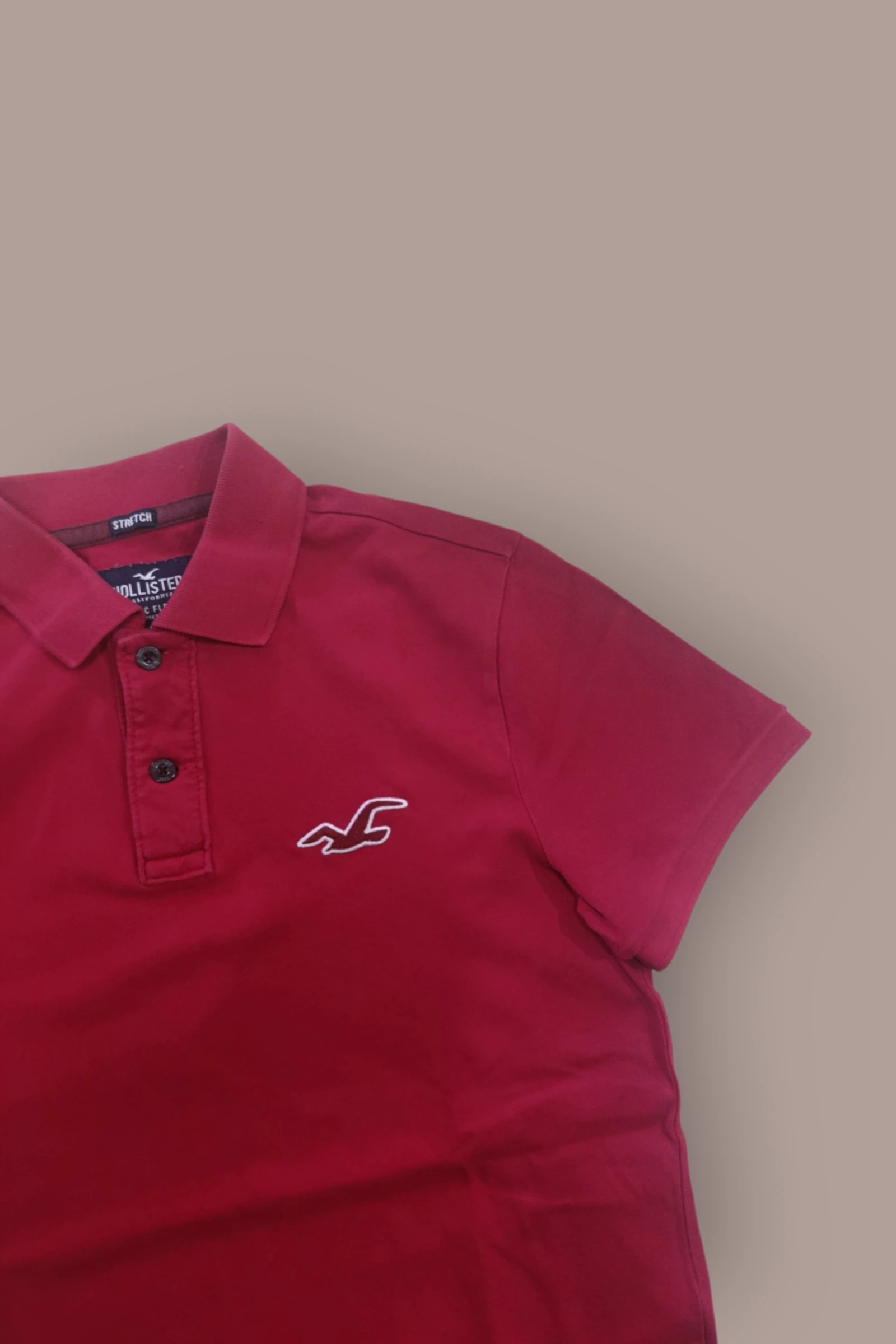 | Polo Hollister Masculino | Cor Vermelha | Short Elástico | Manga Casual | Tamanho PP | – photo 5